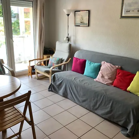 T2 A - Centre-ville, Proche Et Commerces, Avec Parking Et Balcon - Fr-1-319-12 *